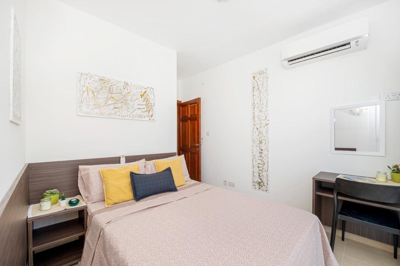 Summer Breeze Apartment With Panoramic Terrace - By Getawaysmalta Mellieħa Εξωτερικό φωτογραφία