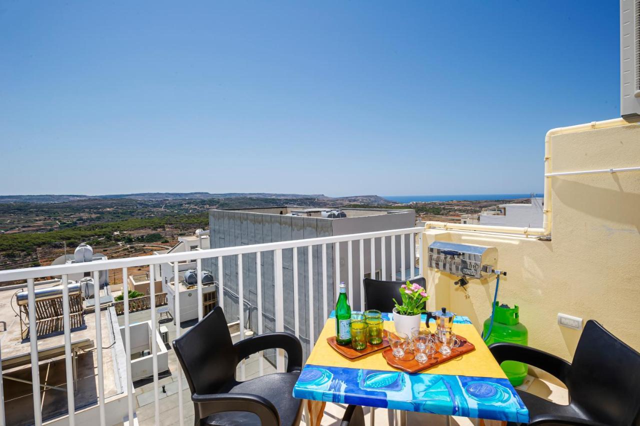 Summer Breeze Apartment With Panoramic Terrace - By Getawaysmalta Mellieħa Εξωτερικό φωτογραφία