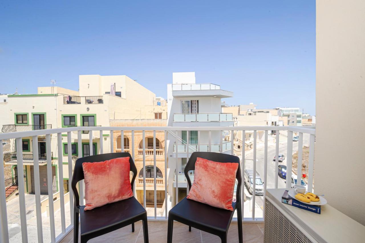 Summer Breeze Apartment With Panoramic Terrace - By Getawaysmalta Mellieħa Εξωτερικό φωτογραφία