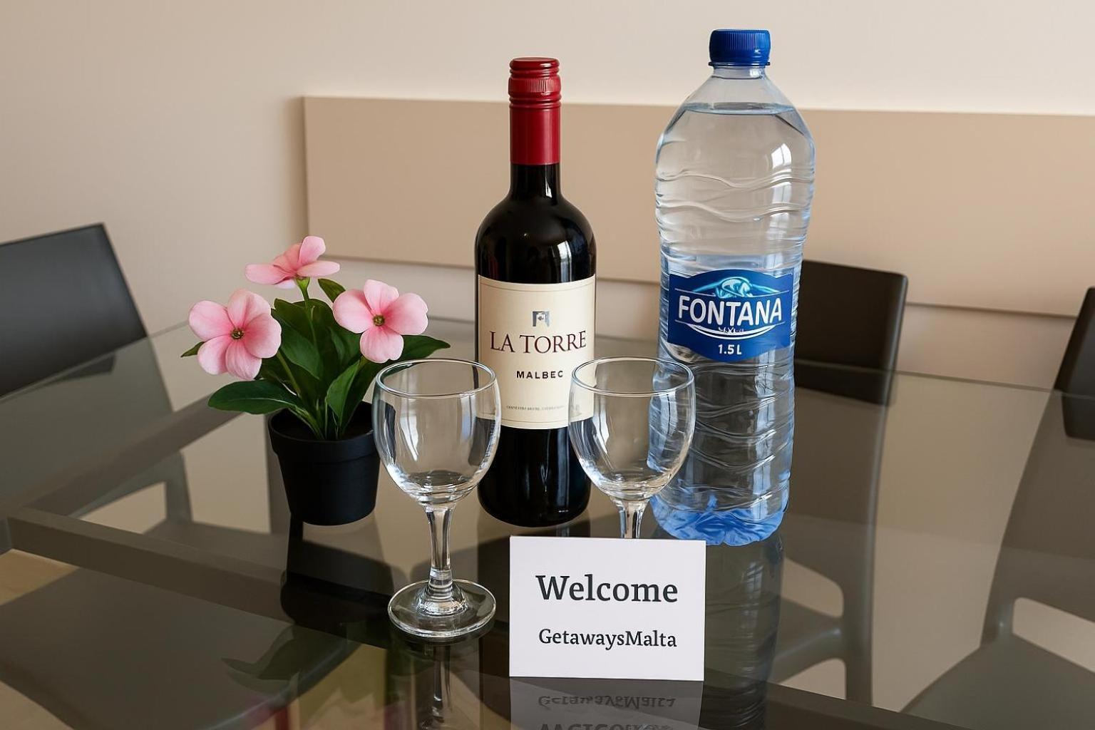 Summer Breeze Apartment With Panoramic Terrace - By Getawaysmalta Mellieħa Εξωτερικό φωτογραφία